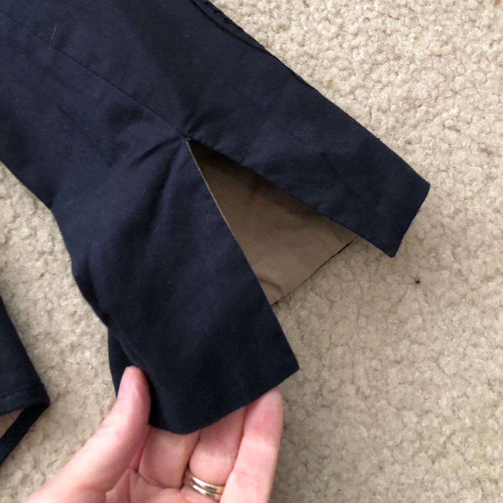 Loft size 4 navy half jacket - Picture 4 of 6